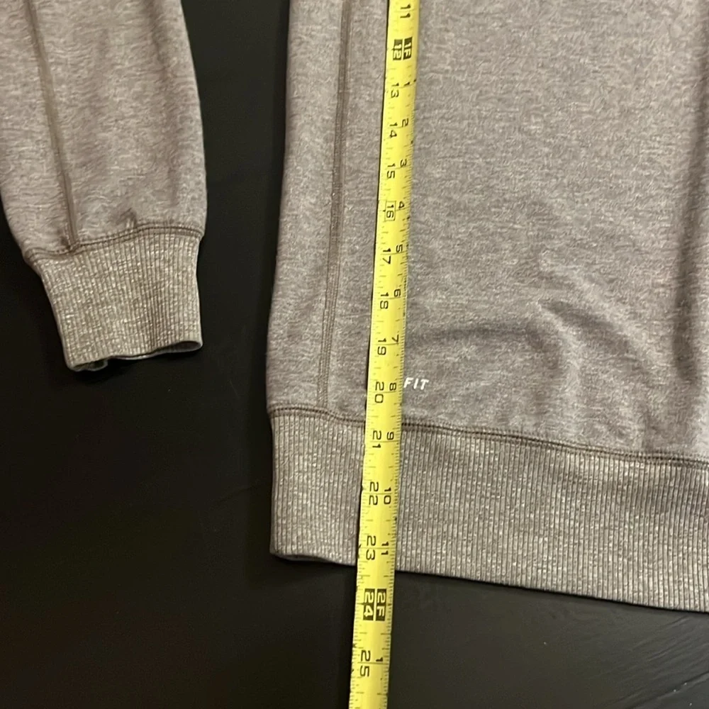 Nike dri fit top women’s small‎